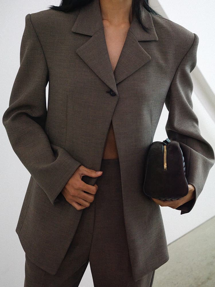 Form Blazer in Grey — view 3